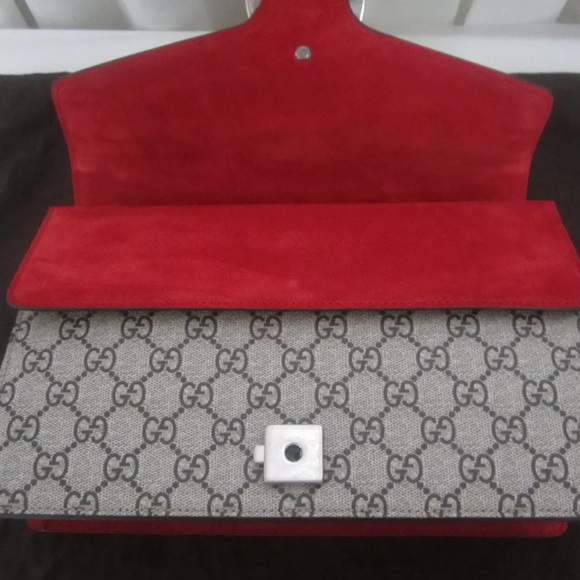 Donated -Beautiful Gucci Supreme Bloomscanvas Bag - Picture 3 of 5